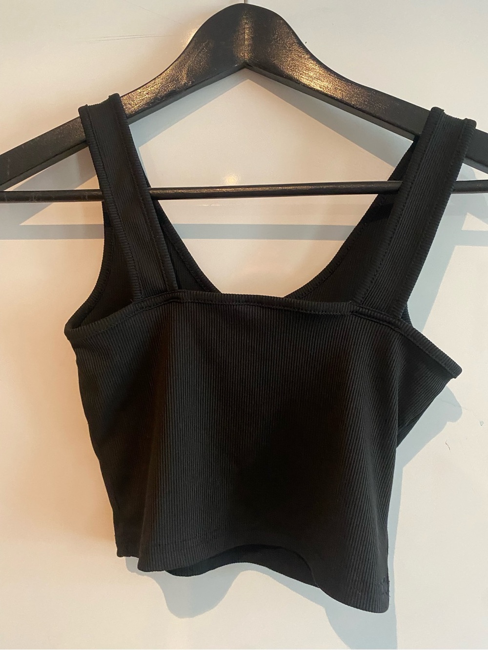 Classic Black Ribbed V-Neck Tank Top - Picture 2 of 2